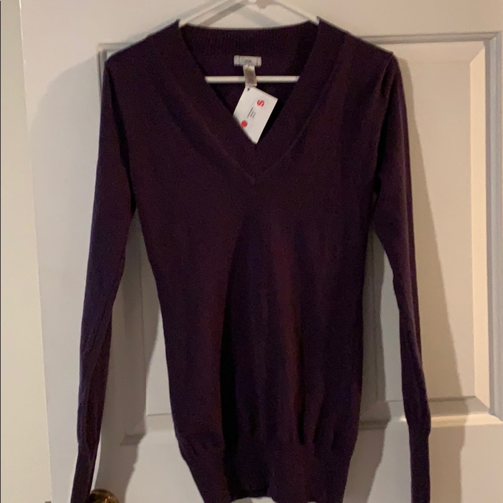 V-neck sweater